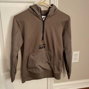 Nike Air Max therma fit pullover Boys Large